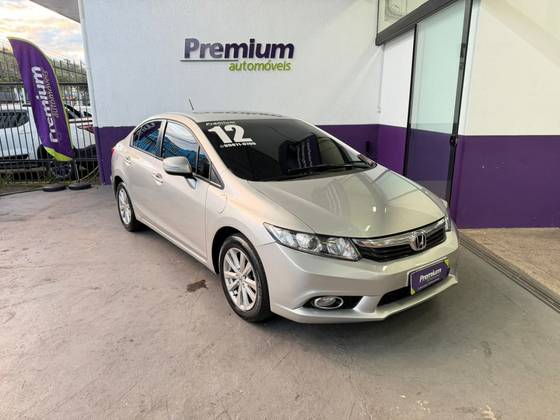 HONDA CIVIC 1.8 LXL 16V FLEX 4P AUTOMÁTICO HONDA CIVIC 1.8 LXL 16V FLEX 4P AUTOMÁTICO